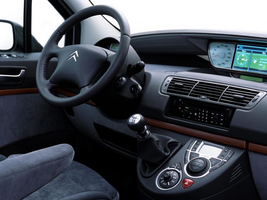  Citroen C8 2008 года  (фото 16 из 16)